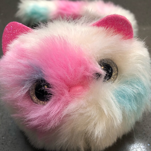 Pomsies 9" Pom Pom pet Interactive tie Dye Stuffed Wearable Plush Cat - Picture 3 of 5